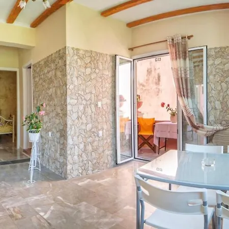 Efi Apartments Agios Gordios  Zewnętrze zdjęcie