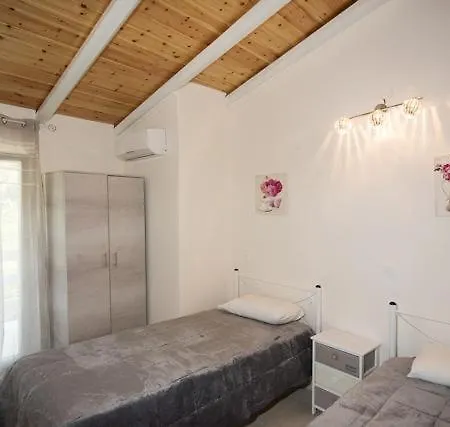 Efi Apartments Agios Gordios  Zewnętrze zdjęcie