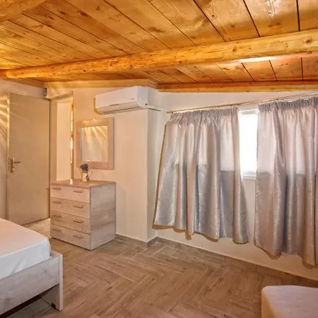 Efi Apartments Agios Gordios  Zewnętrze zdjęcie